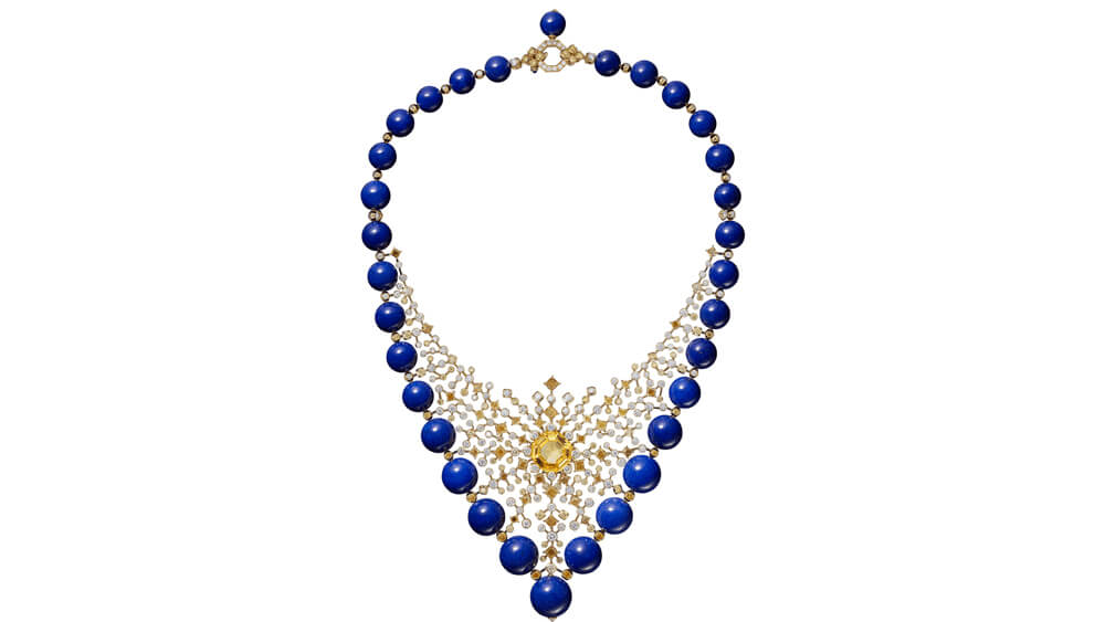 Historie van decoratieve halskettingen